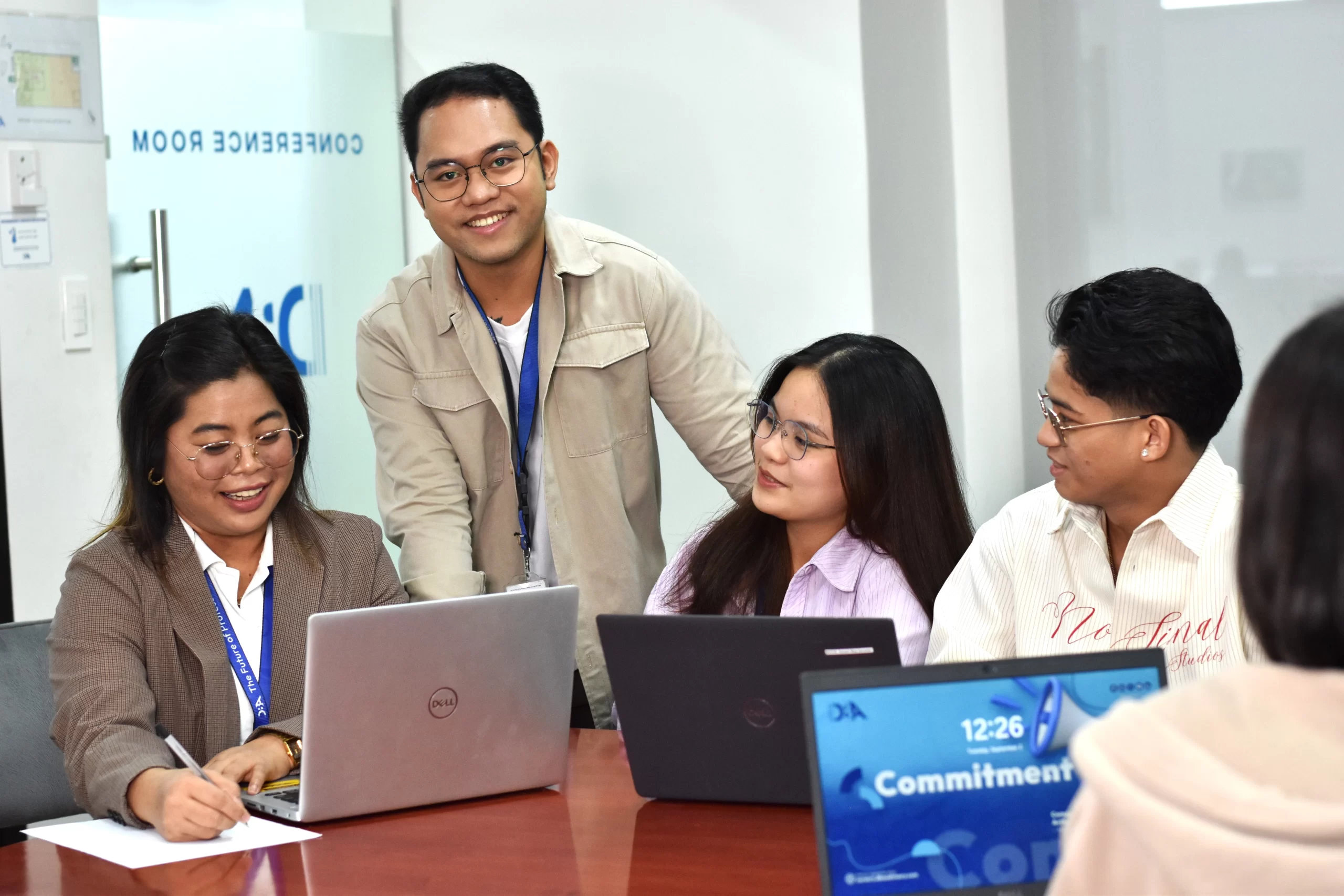 5 Benefits of a Multigenerational Leadership Approach